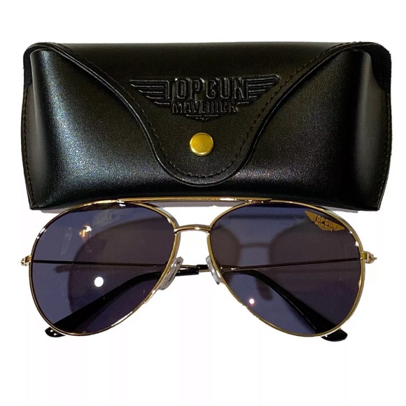 PARAMOUNT Accessories - TOP GUN sunglasses and case maverick NEW